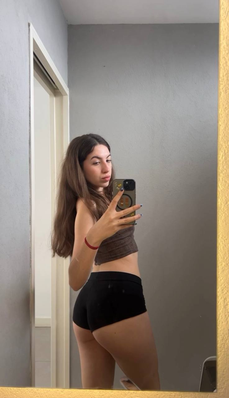 Amber in her underwear in Yangjiang