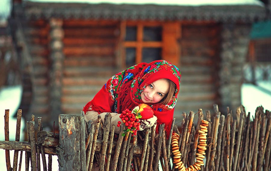 Sexy girl Women in Slavic costumes in Yangjiang