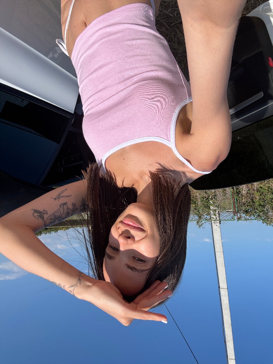 Sexy model Tina in Yangjiang